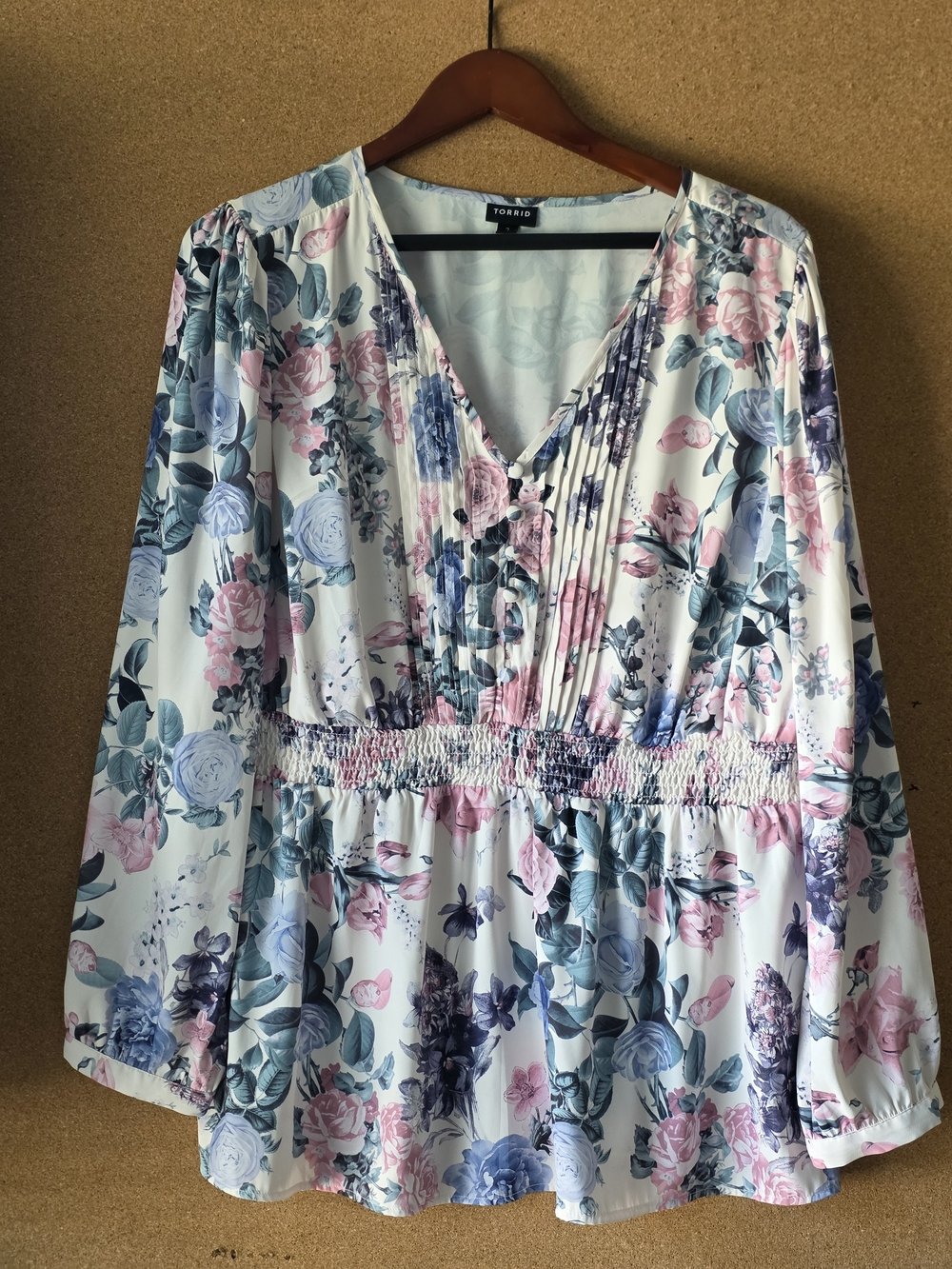 Torrid Watercolor Floral Georgette Pintuck Babydoll Blouse Top Plus Size 2 / 2X